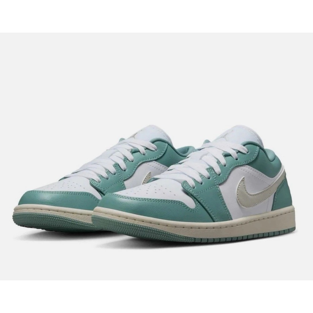 Nike Air Jordan 1 Low AJ1 White Cannon Sail Limited Edition DC0774-138 Sz 5.5